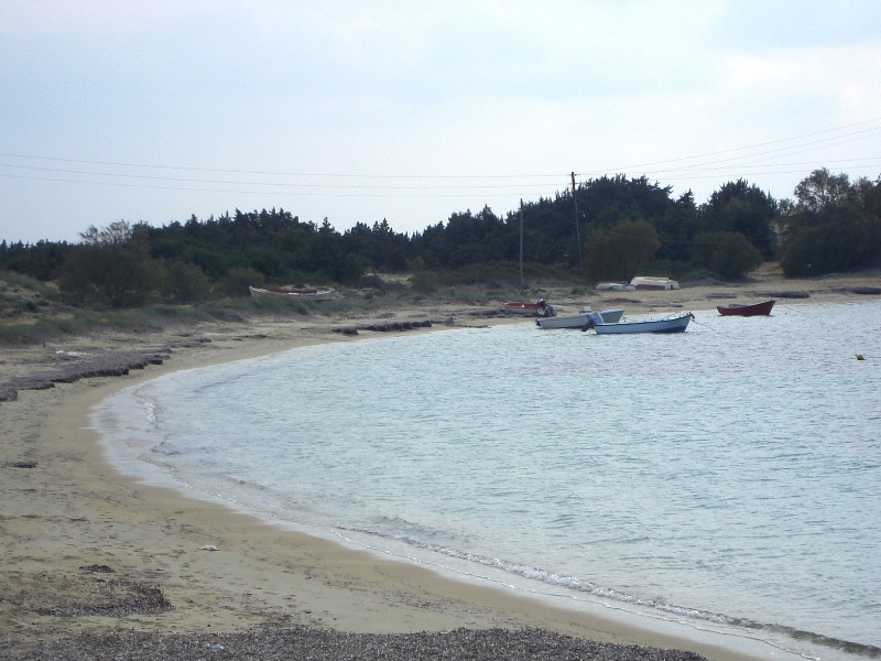 paralia1.jpg vivlosfoto