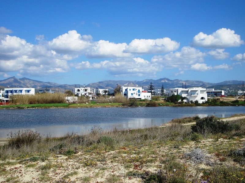 paralia6.jpg vivlosfoto