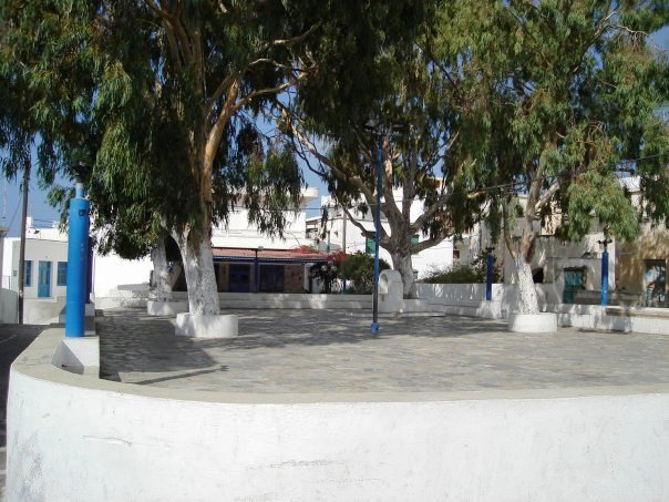 plateia4.jpg vivlosfoto